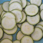 Cut Zucchini into thin chips.