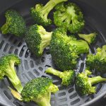 how to cook broccoli in air fryer instructions