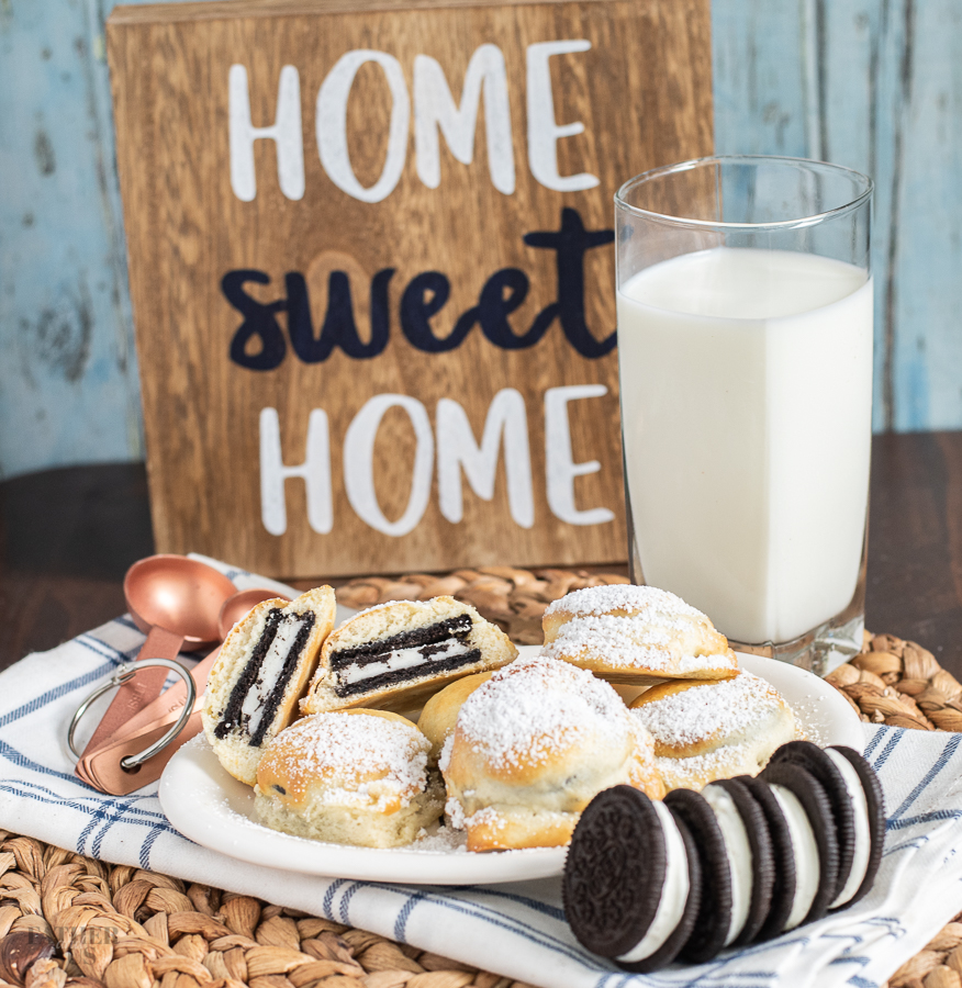 Learning How to Air Fry Oreos is super quick and easy!